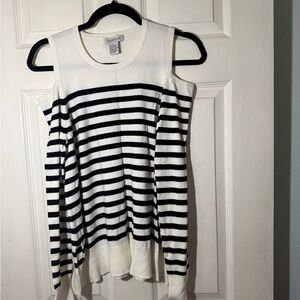 Chic Striped Black and White Women's Sweatshirt